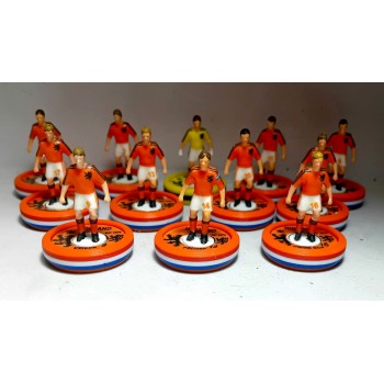 Subbuteo Andrew Table Soccer Holland 1974 World Cup Team on new WSB with Holland flag colors 